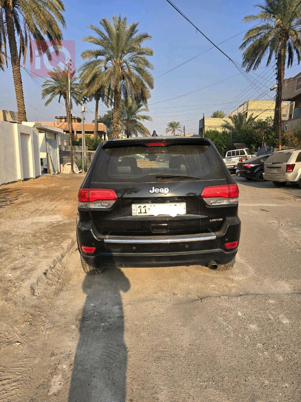 جیپ گراند شیرۆکی